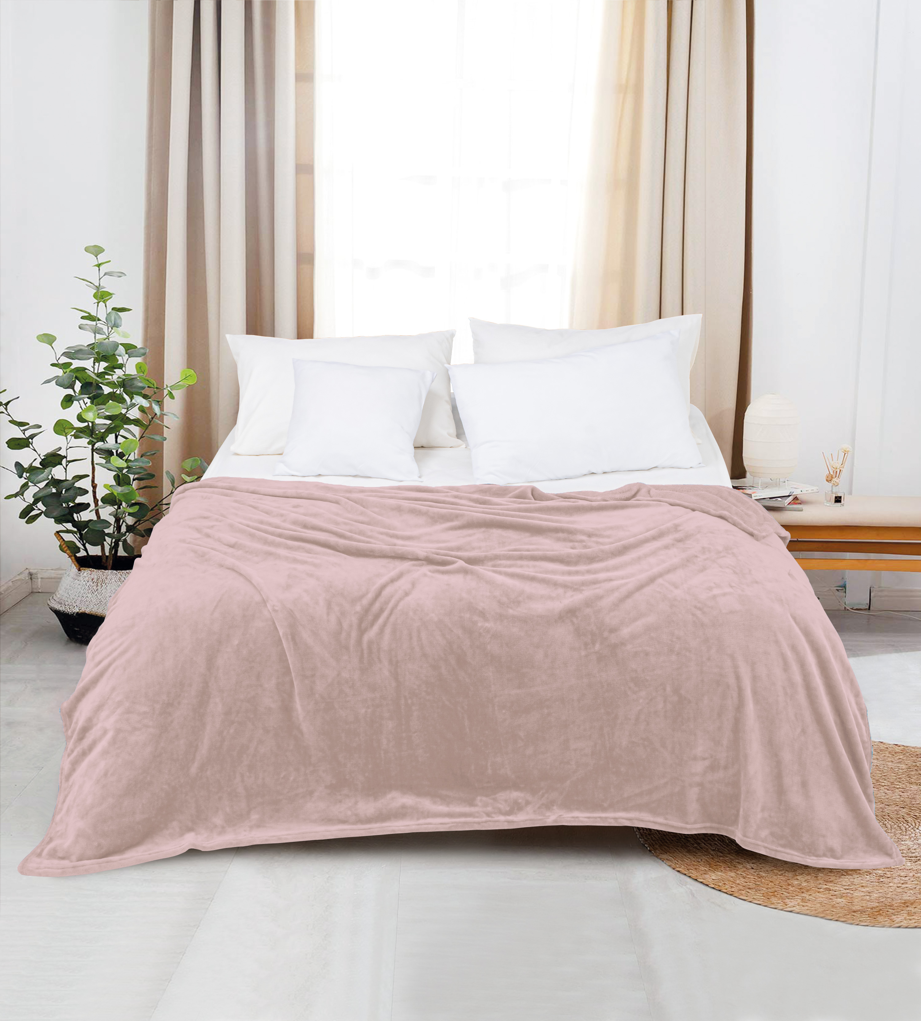 AKEMI Colourlush Flannel Brilliant Coral Blush Blanket
